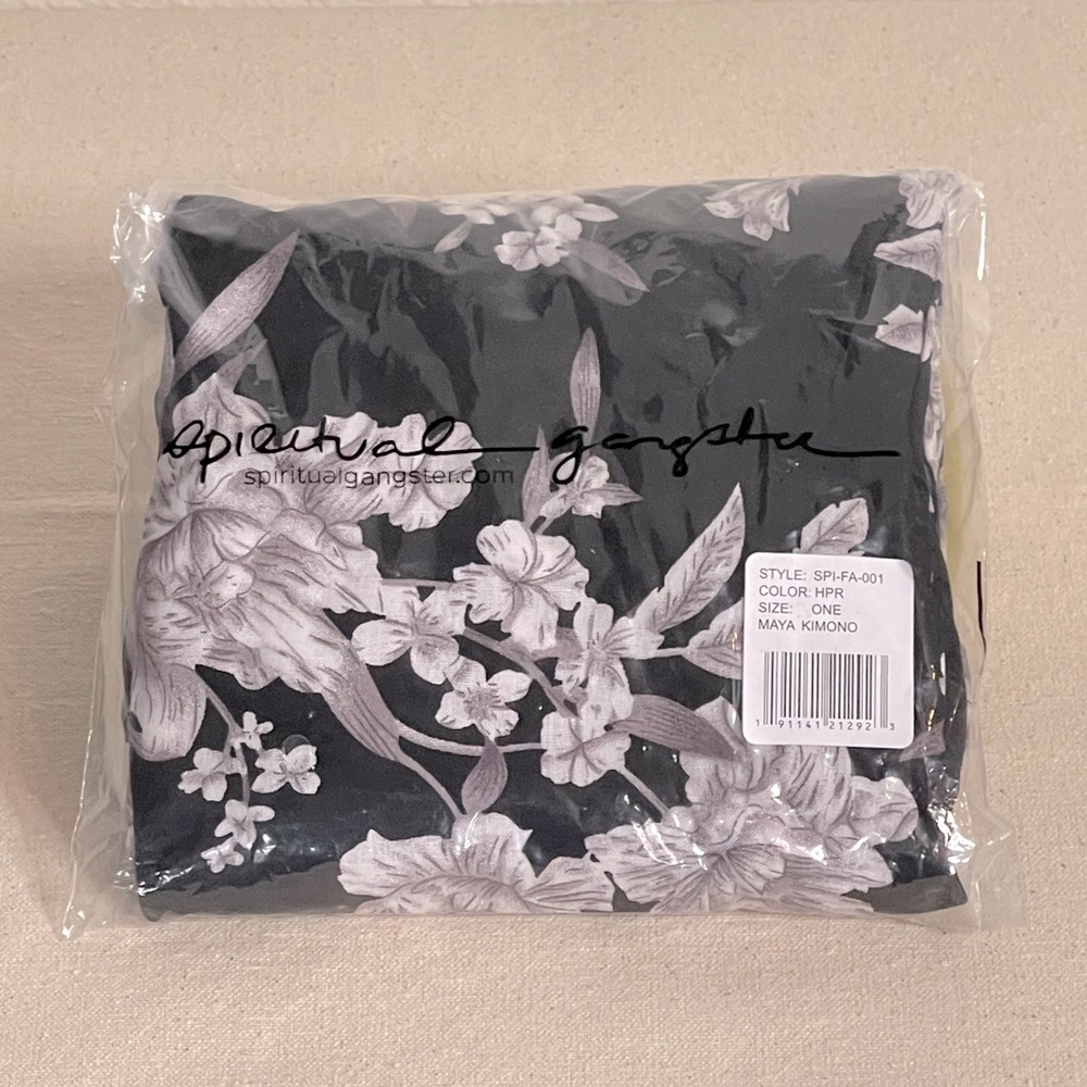 Spiritual Gangster Black Floral “Maya” Kimono OSFM, NEW NIP - Picture 6 of 8
